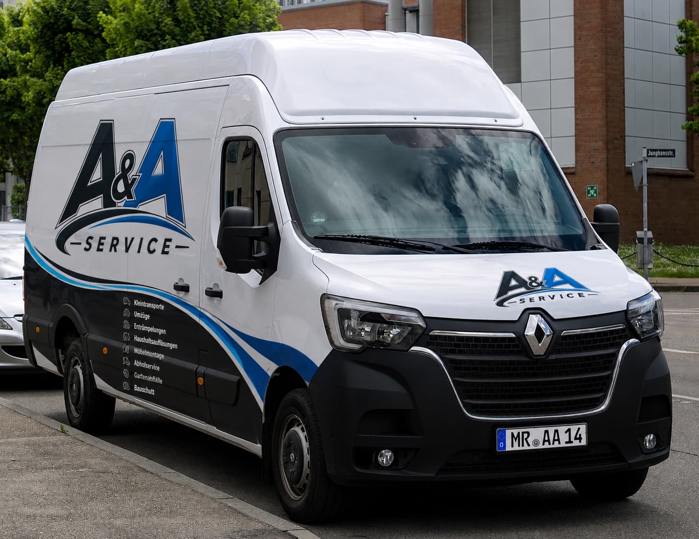 A&A Service Transporter im Einsatz